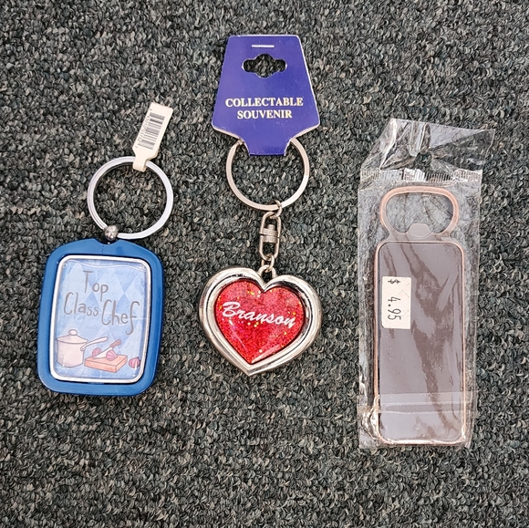 Keychain Bottle Opener Bundle Red Multi OS - Picture 8 of 9